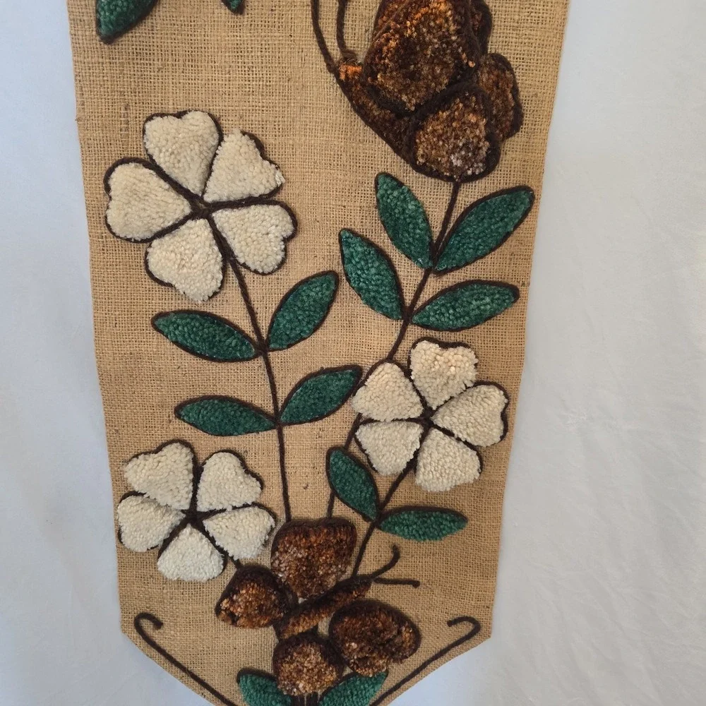 Vtg 1970's BOHO Burlap Flower Butterfly Latch Hook Completed Rug Wall‎ Hanging